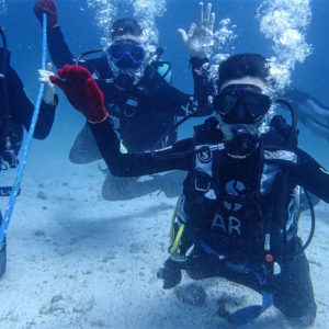 Introductory divers with Academy Bay Diving